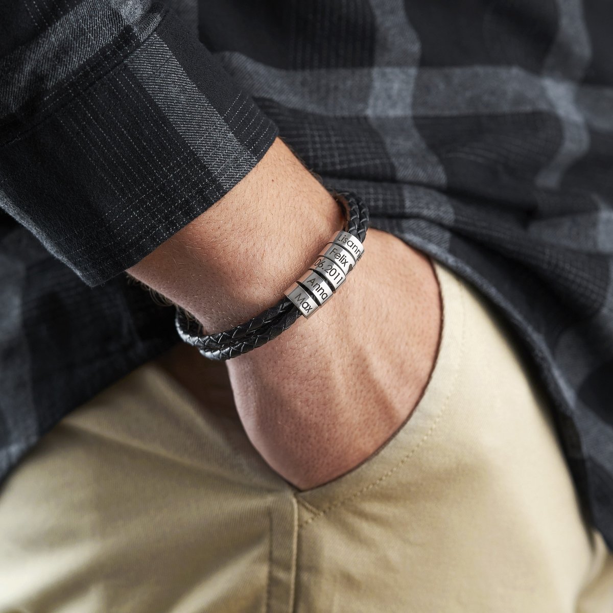 Pulseira Exclusiva de Couro - Gravação Personalizada de Nomes