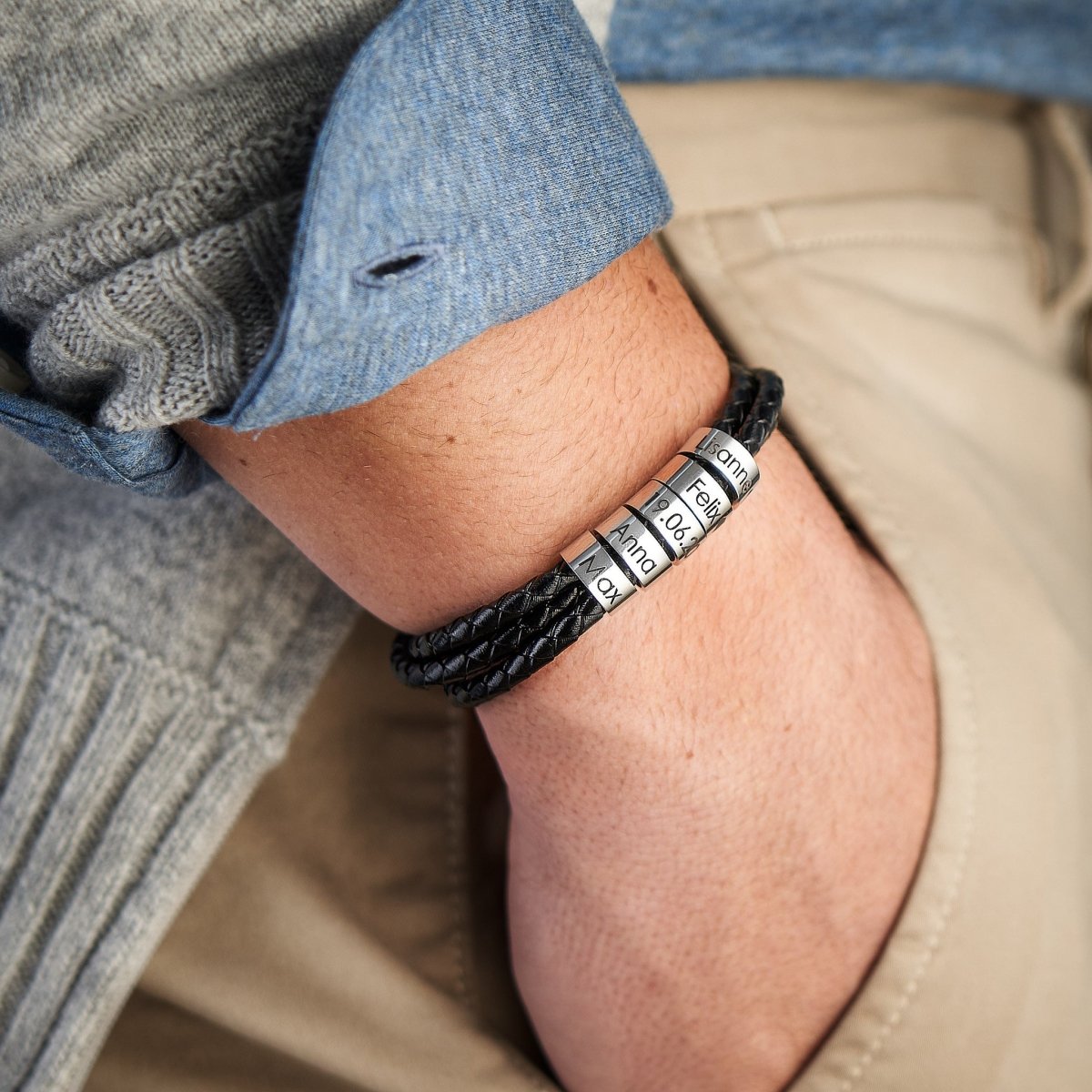 Pulseira Exclusiva de Couro - Gravação Personalizada de Nomes